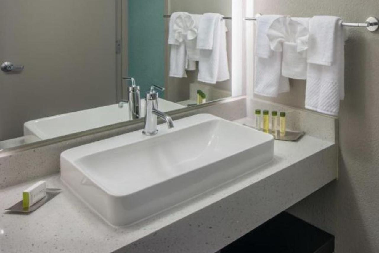 Doubletree By Hilton Austin Northwest - Arboretum Экстерьер фото